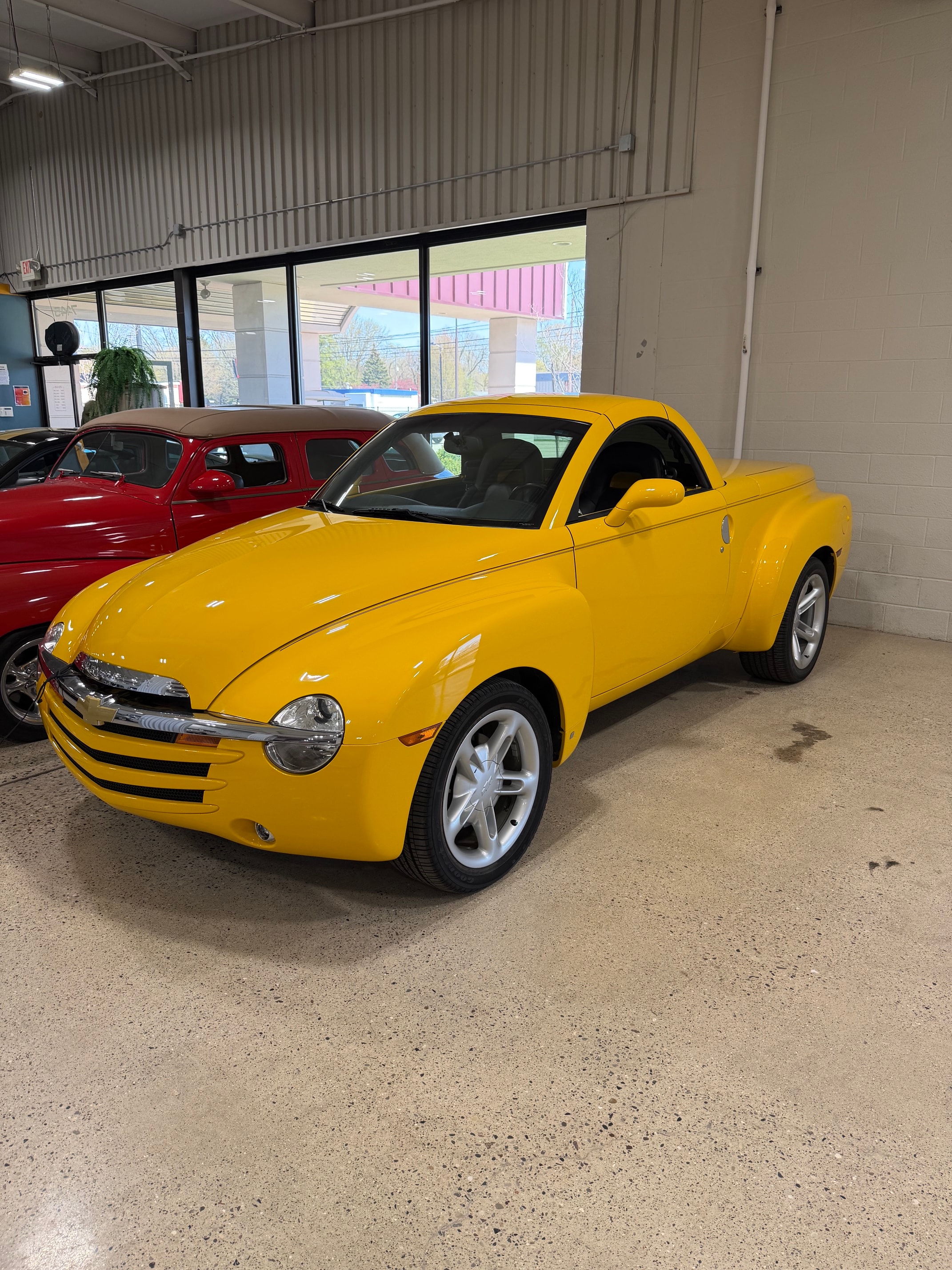 2006 Chevrolet SSR — photo 1 of 6